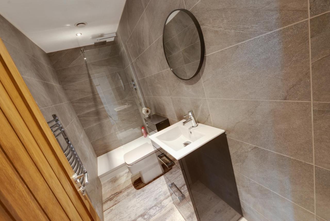 Mathew Street City Centre Apartments By Happy Days Liverpool Exterior photo